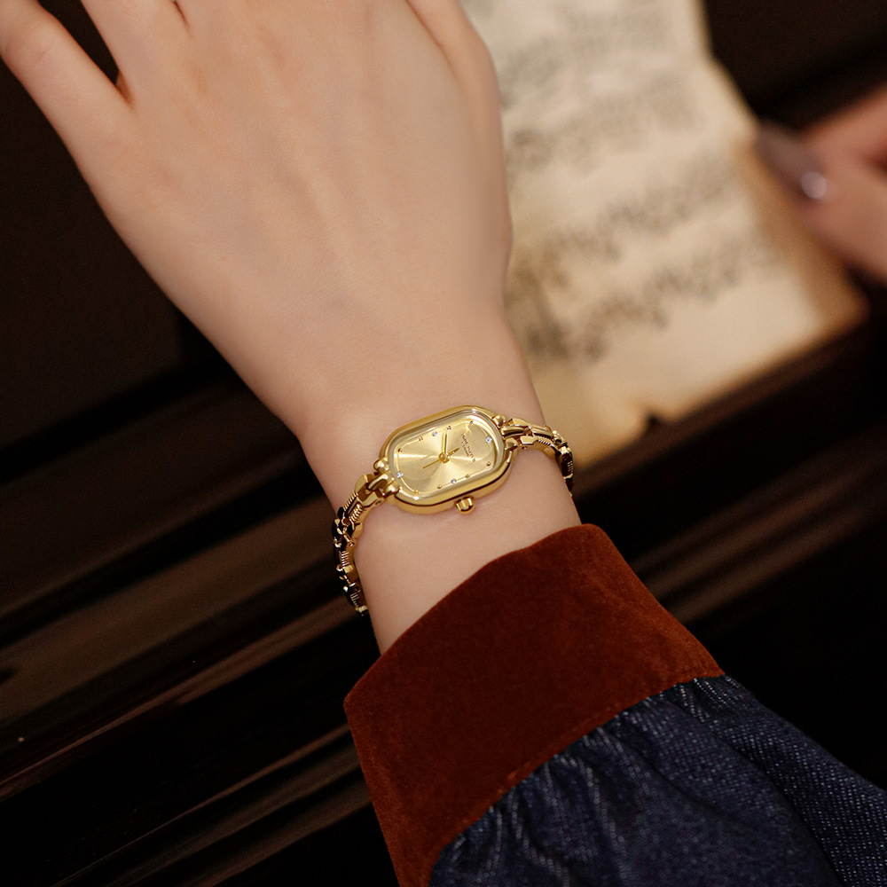 ساعة سوار خمر للنساء ، حركة يا - مراجعة Jewelry Watches Vintage وسعره