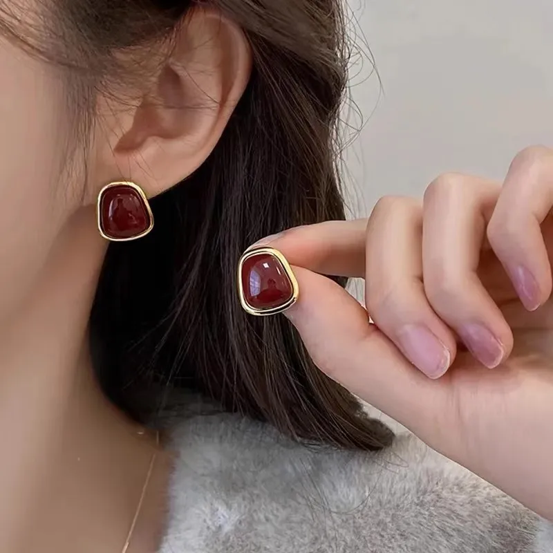 خمر المينا النبيذ الأحمر وأقرا - مراجعة Opal Earrings Dangle وسعره