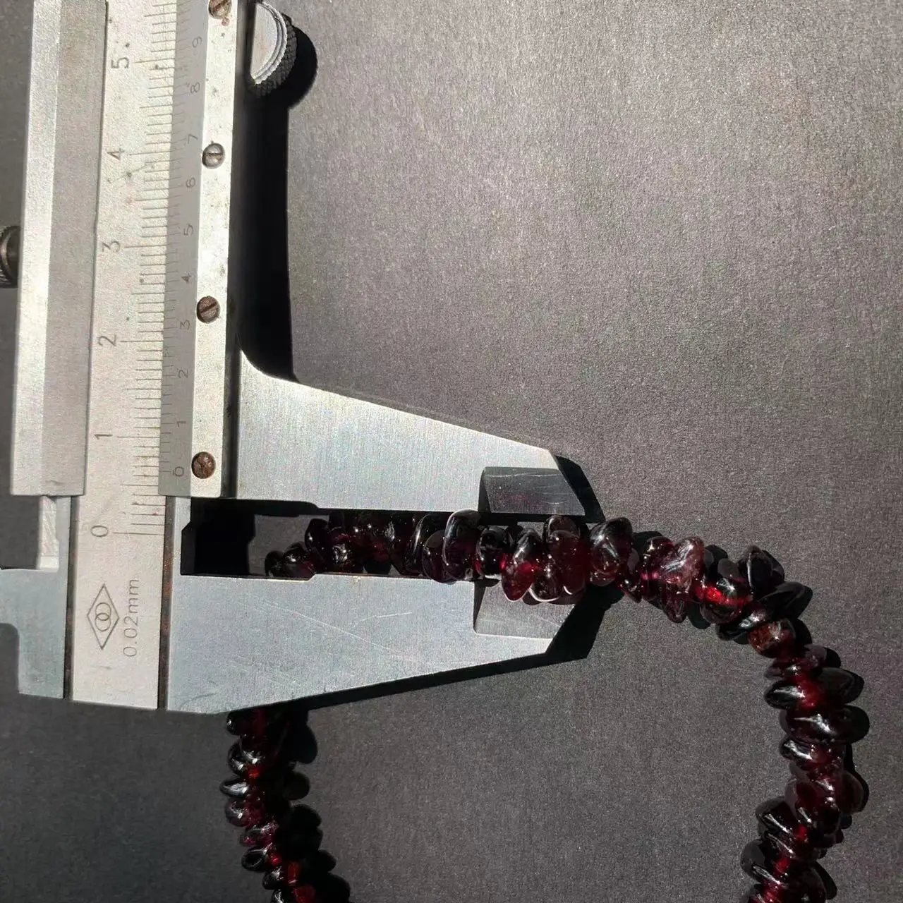 سوار العقيق الطبيعي للمرأة كري - مراجعة Gemstone Bracelet Healing وسعره