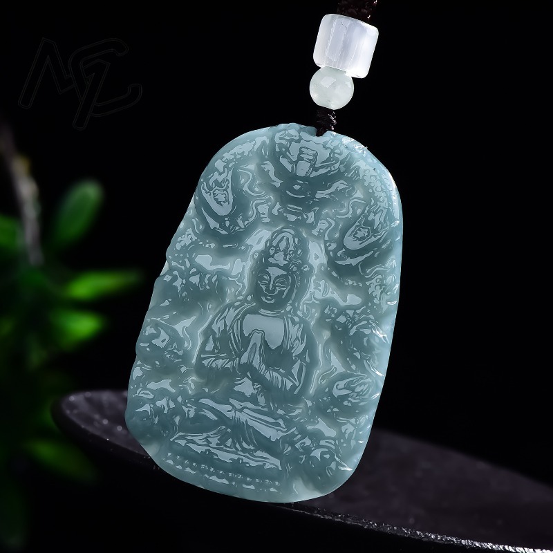 قلادة جوانيين من اليشم الطبيعي - مراجعة Necklace Pendant وسعره