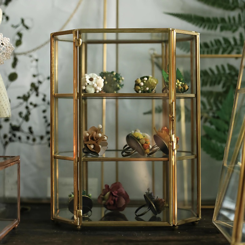صندوق مجوهرات زجاجي على الطراز - مراجعة Jewelry And Watches Store وسعره