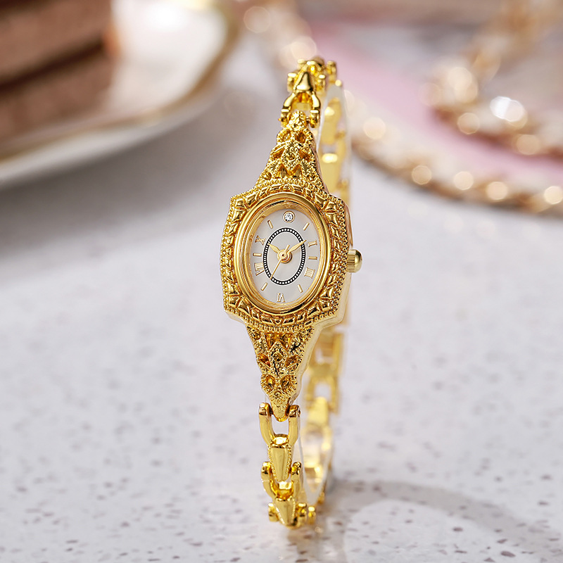 ساعة يد نسائية بتصميم برميلي ع - مراجعة Jewelry Watches Vintage وسعره