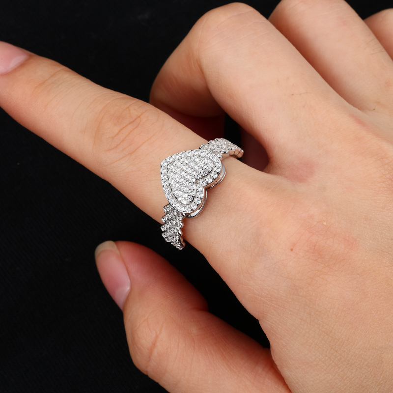 خاتم كوبي من الموسانيت المصنوع - مراجعة Moissanite Ring وسعره